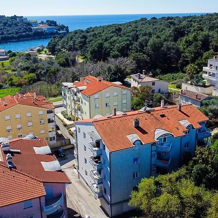 Vallis On The Lungomare, Near The Sea Apartman