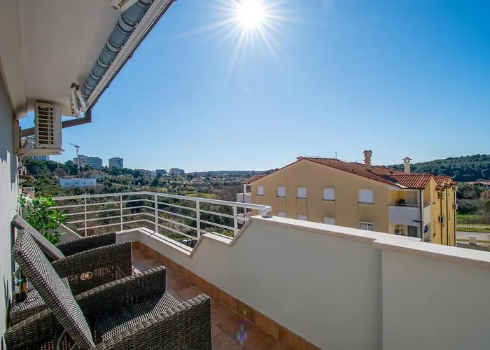 Vallis On The Lungomare, Near The Sea Lägenhet *