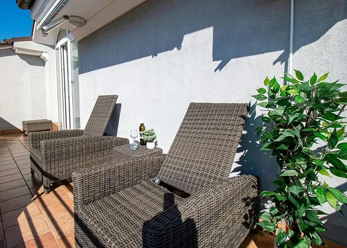 Vallis On The Lungomare, Near The Sea Lägenhet