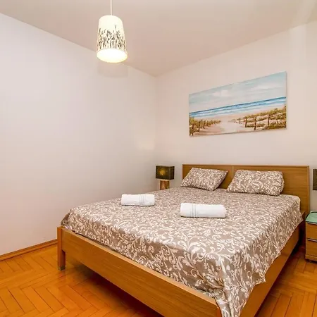 Appartamento Vallis On The Lungomare, Near The Sea Pola